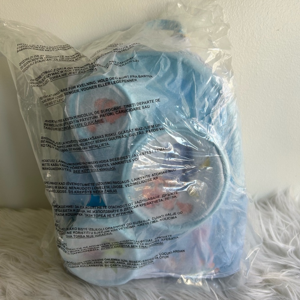 Loungefly Finding Nemo Backpack NWT - image 5